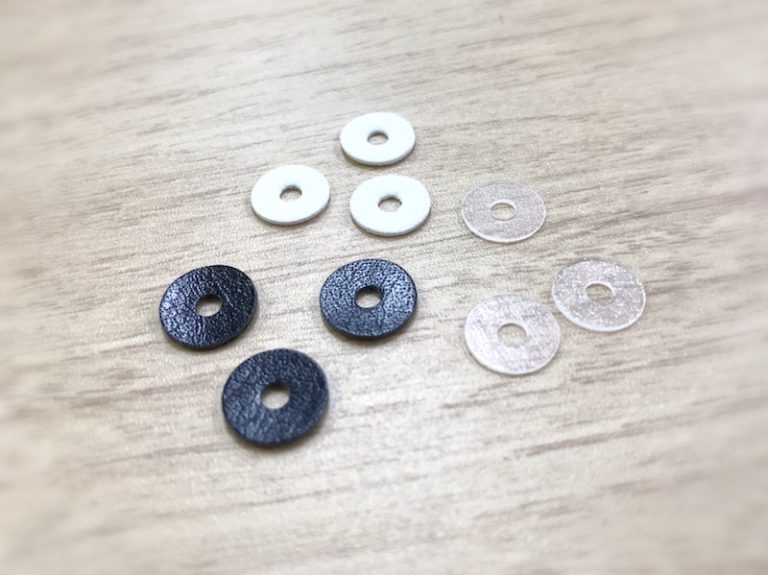 服裝輔料 如何使用四合扣及其預(yù)防措施|上海褲洛布貿(mào)易有限公司